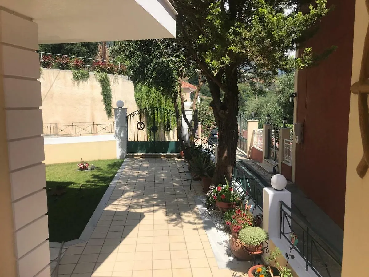 Naftilos Studios Lourdata  Hotel Lourdata (Kefalonia)