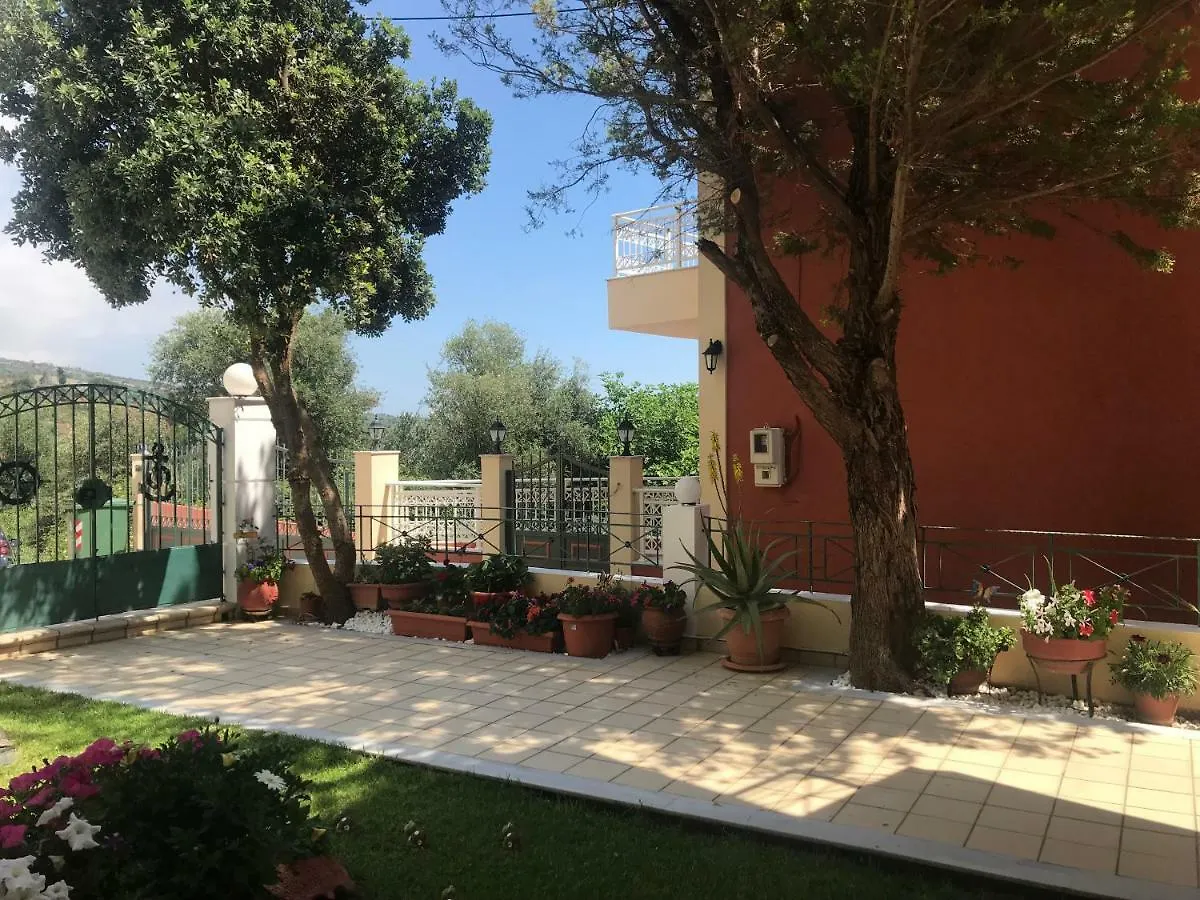 Naftilos Studios Lourdata  Greece